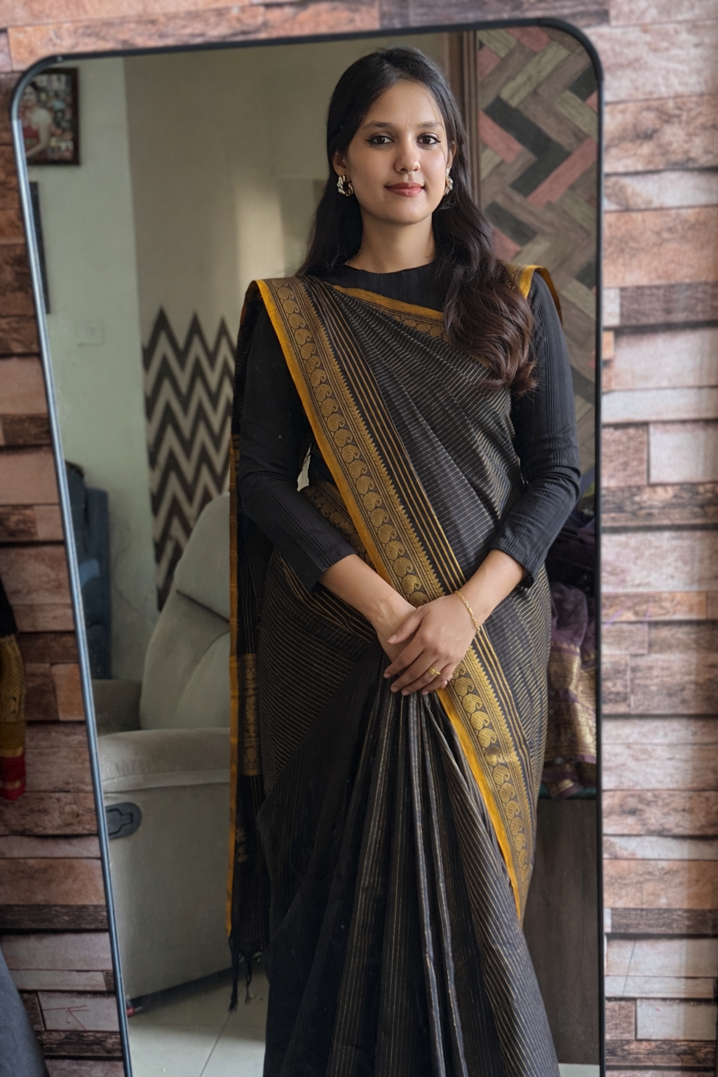 Black Vaira oosi Premium Kanchi cotton saree