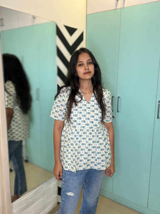 White short kurta with lining