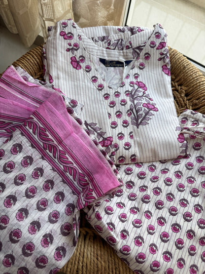 Casual Cotton kurta sets with Lining