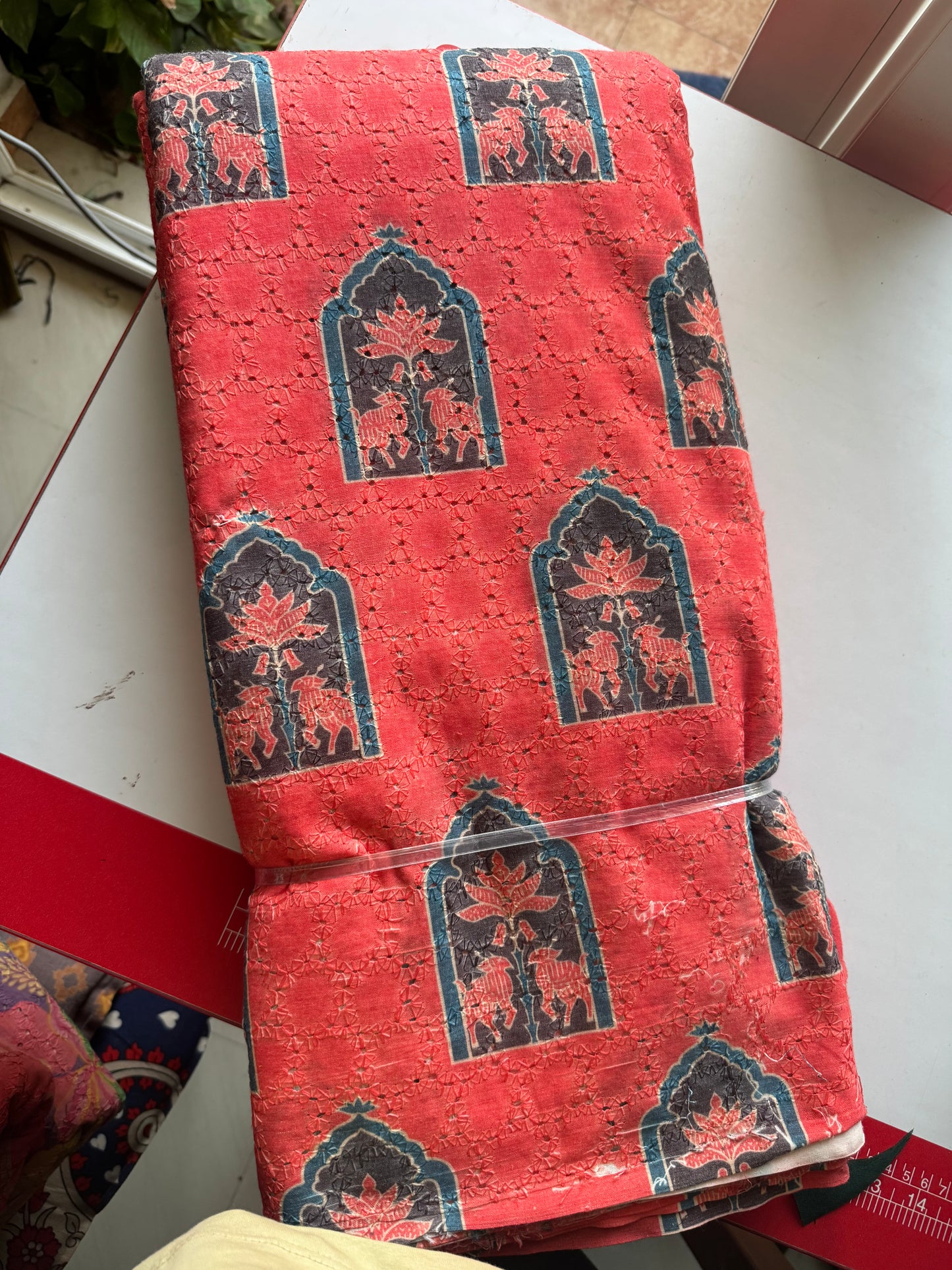 Red Hakoba Maxi