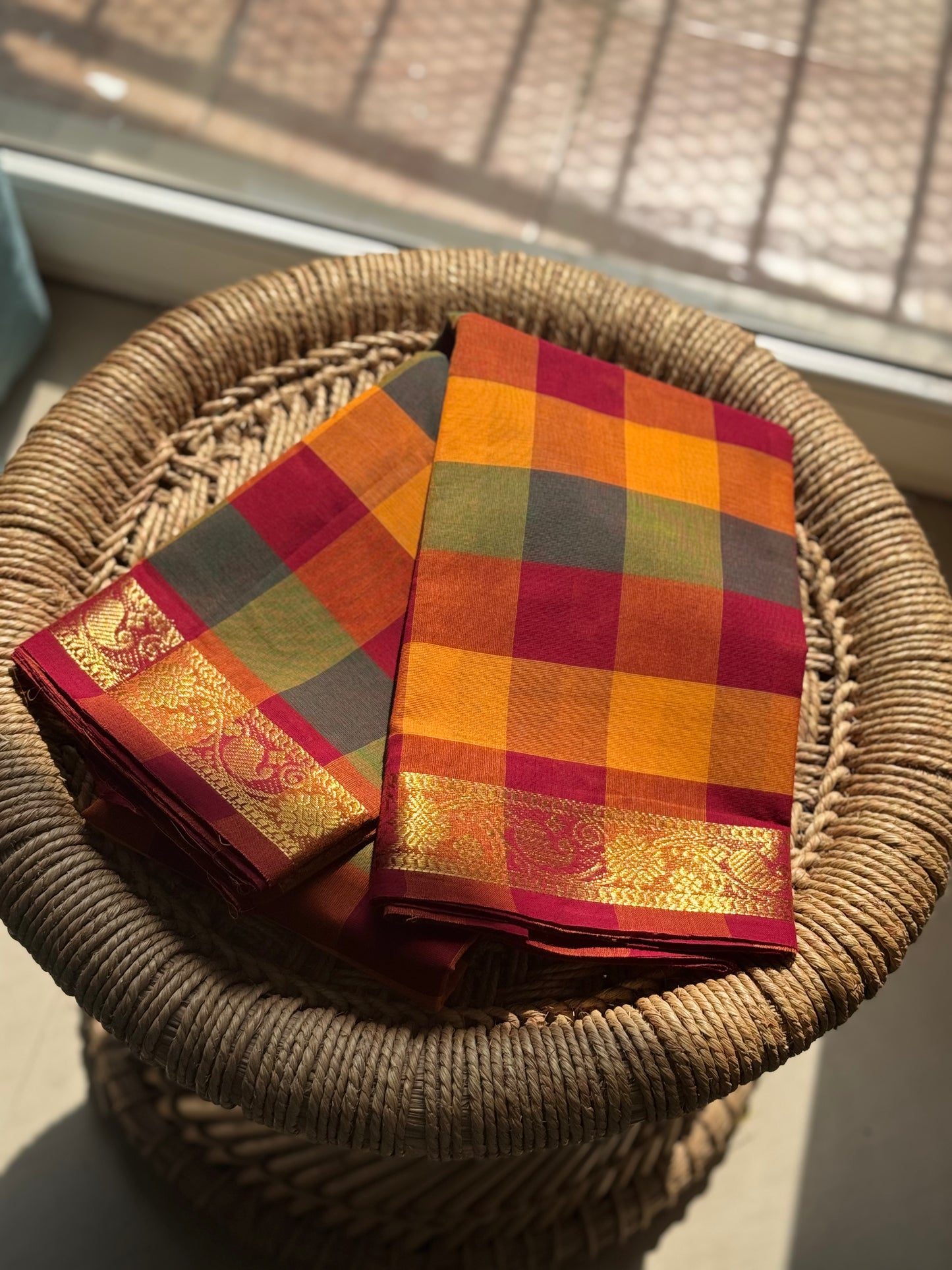 Traditional checked Kanchi cotton saree without blouse